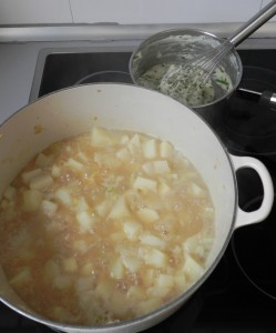 Añadimos la pasta a la sopa
